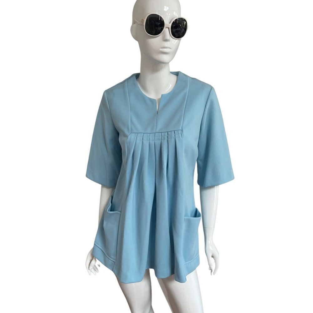 Vintage 1960s Baby Blue Pleated Popover Slit Neck Tunic With Pockets